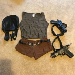 Tomb raider costume with accessories